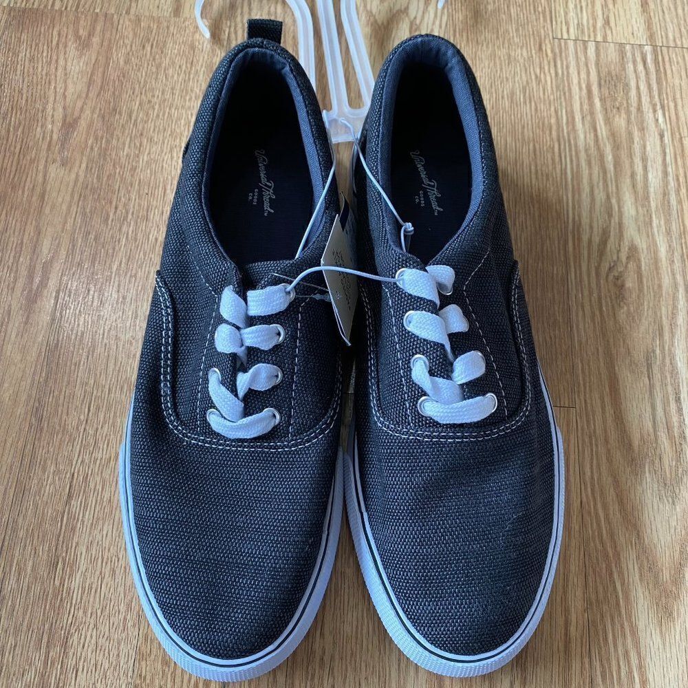 Universal Thread Molly Sneaker Black - Picture 2 of 8
